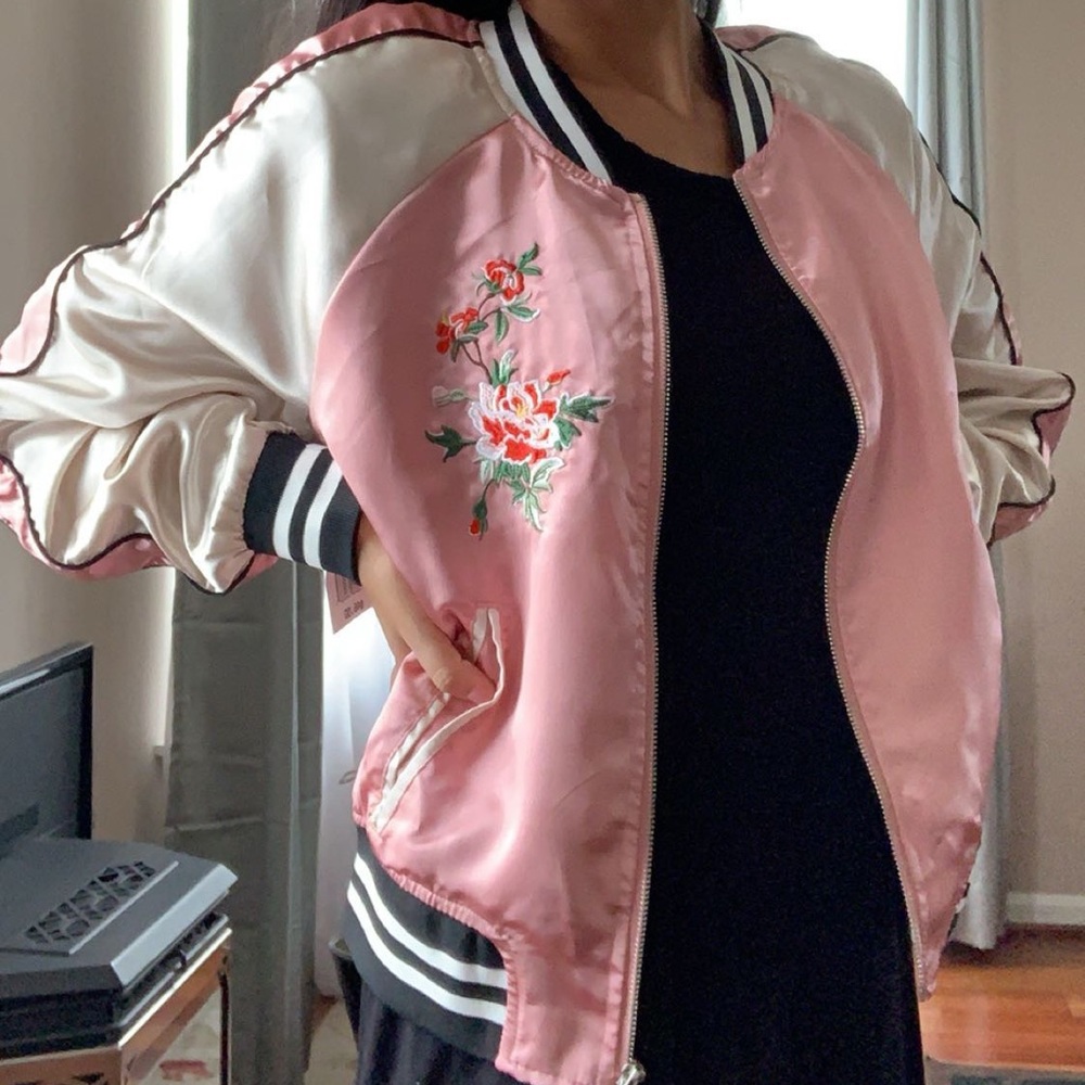 NWT pink & white bomber jacket💗
